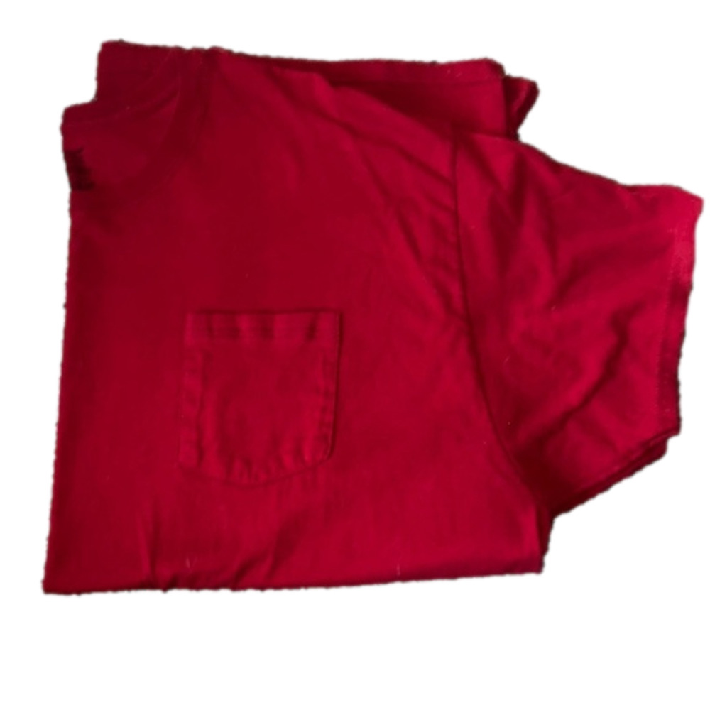 Never worn 3xl Hanes tshirt